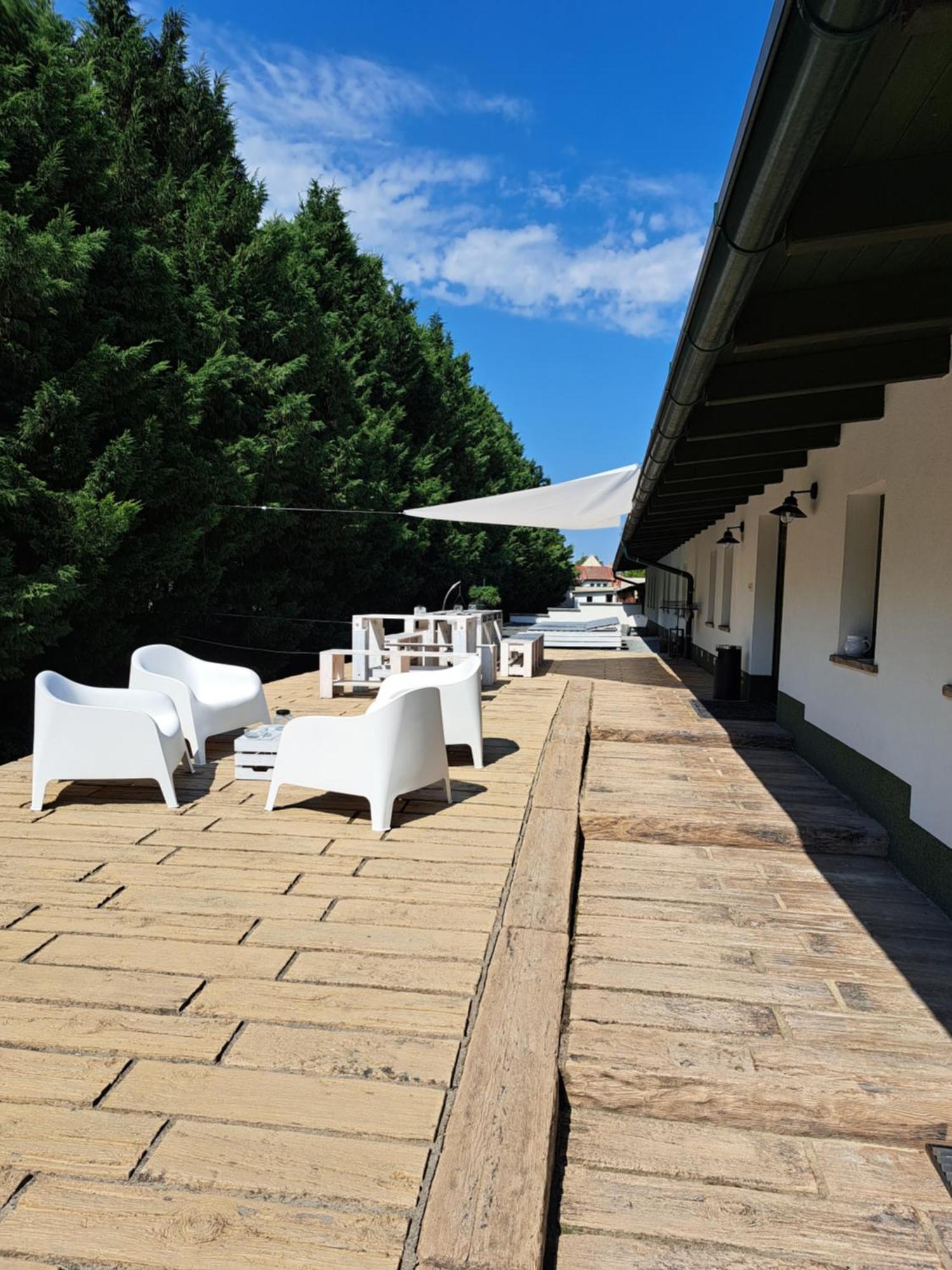 Penzion U Vinare Velke Bilovice Exterior photo